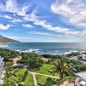 https://ocean-view-house.hotels-capetown.com