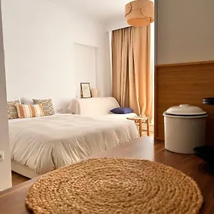 https://adi-boutique-house.hotels-of-thessaloniki.com
