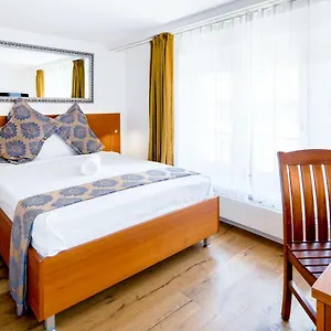Old Town Otel